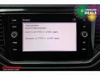 Volkswagen T-Roc 1.5 TSI DSG Sport LED ACC Navi Clima Camera SHZ PDC AHK picture 23