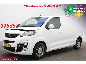 krockskadad bil bedrijf Peugeot Expert 2.0 BlueHDI 120 Navi Airco Cruise PDC AHK 2021/4