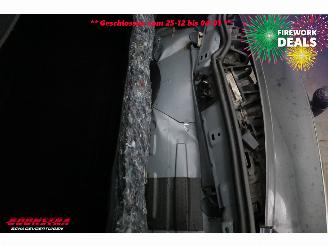 Renault Clio Grandtour Estate 0.9 TCe Intens LED Navi Clima Cruise PDC AHK 109.478 km! picture 8