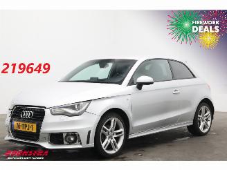 Coche accidentado Audi A1 1.2 TFSI S-Line Xenon Navi Clima Cruise PDC 2012/3
