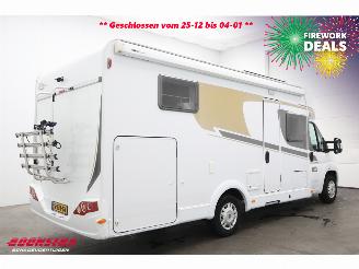 Carado  T 448 Capron 2.3 130 PK Automaat Fransbed Schotel Hefbed Zonnepaneel Airco Cruise picture 3