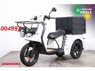 begagnad bil bromfiets Vespa  Pulse 3 Kyburz LED 2017/6