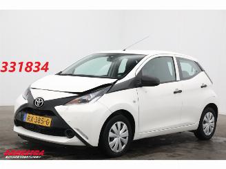 Toyota Aygo 1.0 VVT-i x-fun Airco Bluetooth Cruise 80.608 km! picture 1
