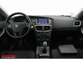 Volvo V-40 1.6 D2 Kinetic Navi Clima Cruise AHK picture 9