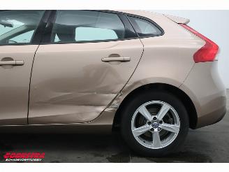 Volvo V-40 1.6 D2 Kinetic Navi Clima Cruise AHK picture 5