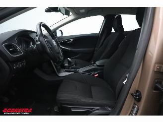 Volvo V-40 1.6 D2 Kinetic Navi Clima Cruise AHK picture 11