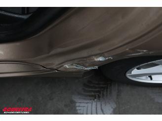 Volvo V-40 1.6 D2 Kinetic Navi Clima Cruise AHK picture 7