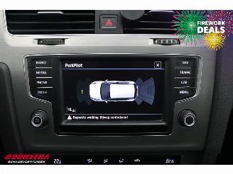 Volkswagen Golf 1.0 TSI Comfortline Navi Clima Cruise PDC AHK 125.216 km! picture 19