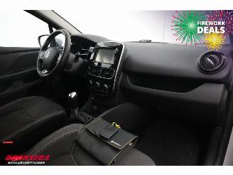 Renault Clio Grandtour Estate 0.9 TCe Zen Navi Airco Cruise 91.873 km! picture 10