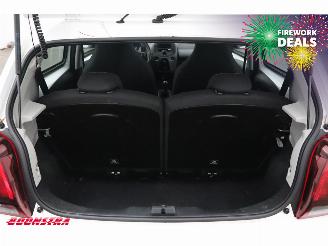 Peugeot 108 1.0 e-VTi Active Bluetooth Airco picture 21