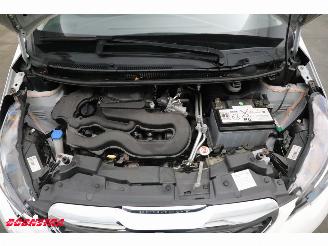 Peugeot 108 1.0 e-VTi Active Bluetooth Airco picture 9