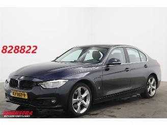 skadebil auto BMW 3-serie 330e iPerformance Leder Navi Clima Cruise PDC 154.245 km! 2016/9