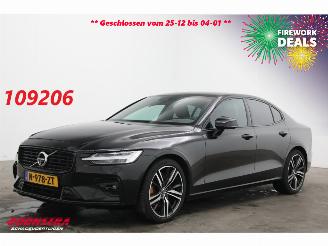 Coche accidentado Volvo S-60 2.0 B5 R-Design LED ACC H/K Memory 360° LRHZ SHZ 2021/4