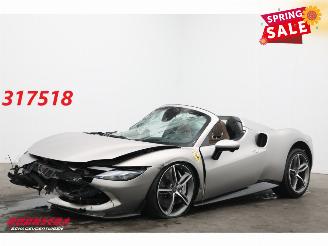 krockskadad bil auto Ferrari 296 GTS 3.0 V6 JBL Memory Daytona Seats Forged Rims 360° Carbon 2025/2