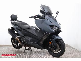 Yamaha  T-MAX 560 Tech MAX ABS Akrapovic Cruise Heizgriffe SHZ 10.536 km! picture 2