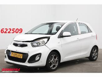 Vaurioauto  passenger cars Kia Picanto 1.0 CVVT ISG Comfort Pack 5-DRS Airco 149.205 km! 2013/11