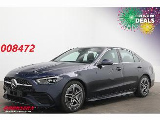 Schadeauto Mercedes C-klasse 180 AMG 9G-Tronic LED ACC Apple/Android Camera SHZ 2023/11