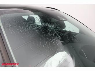 Volvo XC40 1.5 T4 Recharge R-Design LED ACC Navi Camera LRHZ AHK picture 5