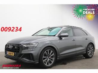 Voiture accidenté Audi Q8 55 TFSI Quattro S-Line Pano LED ACC HUD Memory 360° Lucht 2019/10