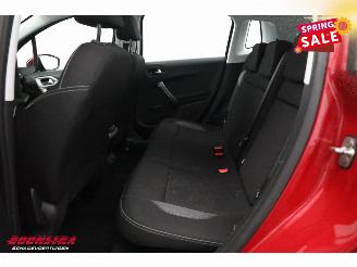 Peugeot 2008 1.2 PureTech Active Pano Navi Airco Cruise PDC 77.152 km! picture 16