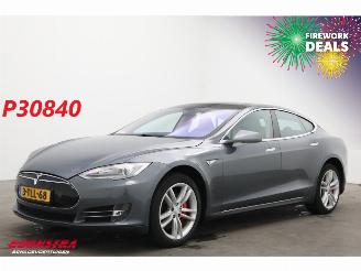 Vaurioauto  passenger cars Tesla Model S P85 Leder Pano Cruise SHZ 2014/3