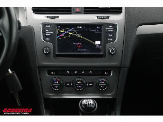 Volkswagen Golf 1.0 TSI Comfortline Navi Clima Cruise Camera PDC AHK 74.205 km! picture 13