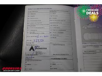 Volkswagen Passat Variant 1.6 TDI Comfortline Clima Cruise SHZ PDC AHK picture 25