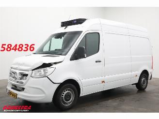 dañado vehículos comerciales Mercedes Sprinter 315 CDI 9G-Tronic L2-H1 Kuhler Carrier Leder Navi Airco Cruise Camera 2023/8