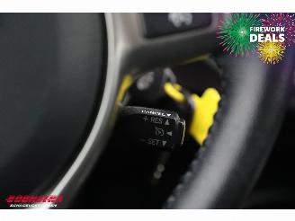 Toyota Yaris 1.3 VVT-i Aspiration Navi Airco Cruise Camera picture 17