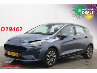 Vaurioauto  passenger cars Ford Fiesta 1.0 EcoBoost Hybrid Titanium Navi Clima Cruise PDC 37.827 km! 2023/6