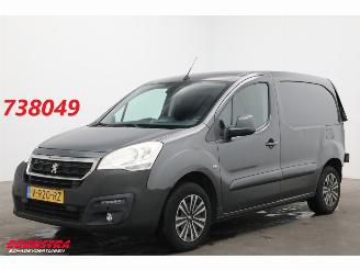 dañado vehículos comerciales Peugeot Partner 1.6 BlueHDi Aut. 100 PK Navi Airco Cruise PDC AHK 116.675 km! 2018/9