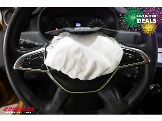 Dacia Duster 1.3 TCe Prestige Leder Navi Clima Cruise Camera SHZ PDC picture 20