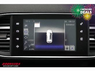 Peugeot 308 1.2 PureTech Aut. Allure Pano LED Navi Clima Cruise PDC picture 18
