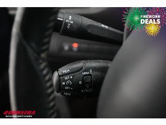 Peugeot 308 1.2 PureTech Aut. Allure Pano LED Navi Clima Cruise PDC picture 17