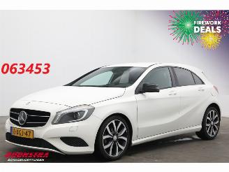 begagnad bil auto Mercedes A-klasse 180 Navi Airco Cruise SHZ 135.190 km! 2013/1