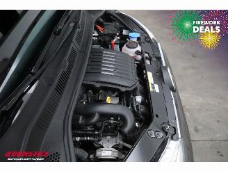 Volkswagen Up! 1.0 5-DRS Airco Bluetooth 59.636 km! picture 6