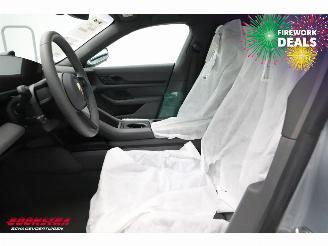 Porsche Taycan 4 93 kWh Pano Bose Sport Chrono ACC Memory 360° 15 km!! picture 8