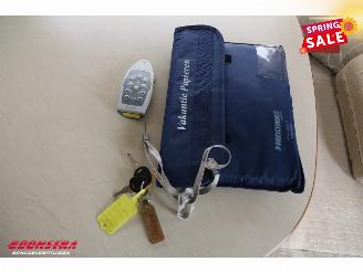 Kabe  Ametist 560 GLE Solar Mover Single Beds picture 24