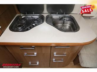 Kabe  Ametist 560 GLE Solar Mover Single Beds picture 19