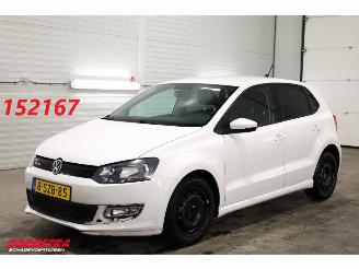 Damaged car Volkswagen Polo 1.2 TDI BlueMotion 5-DRS Airco Cruise 2013/12