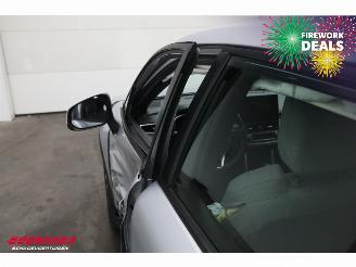 Toyota Corolla Cross 2.0 HP Hybrid Active LED ACC Navi Clima Camera LRHZ SHZ AHK picture 7