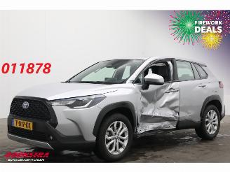 Voiture accidenté Toyota Corolla Cross 2.0 HP Hybrid Active LED ACC Navi Clima Camera LRHZ SHZ AHK 2023/3