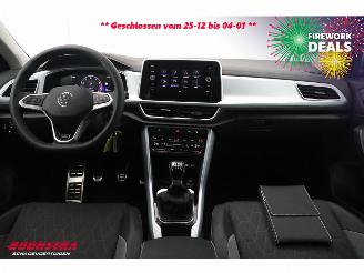 Volkswagen T-Roc 1.0 TSI Goal LED ACC Virtual Clima Camera LRHZ 485 km!! picture 16
