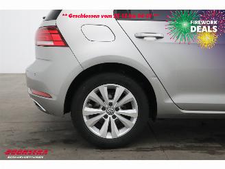 Volkswagen Golf 1.0 TSI DSG Comfortline ACC Clima SHZ PDC picture 8