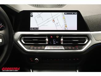 BMW 3-serie 320e Business Edition Plus LED Leder Navi Clima Cruise SHZ PDC picture 15