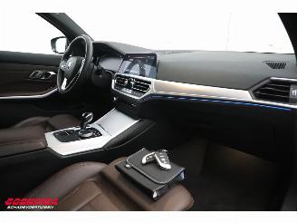 BMW 3-serie 320e Business Edition Plus LED Leder Navi Clima Cruise SHZ PDC picture 13