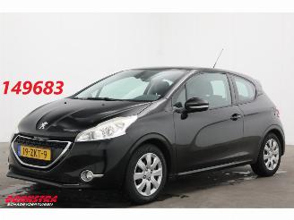  Peugeot 208 1.2 VTi Active Navi Bluetooth Clima Cruise PDC AHK 2012/12
