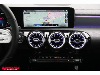 Mercedes A-klasse 200 7G-Tronic AMG Pano LED Burmster HUD Leder Camera SHZ picture 13