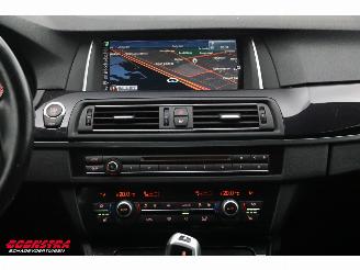 BMW 5-serie Touring 520i Aut. High Executive Xenon Leder Memory Navi Clima Cruise SHZ 145.935 km! picture 13