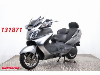 uszkodzony motocykle Suzuki  AN 650 Burgman AN 650 Burgman Executive Heizgriffe SHZ 30.652 km! 2010/2